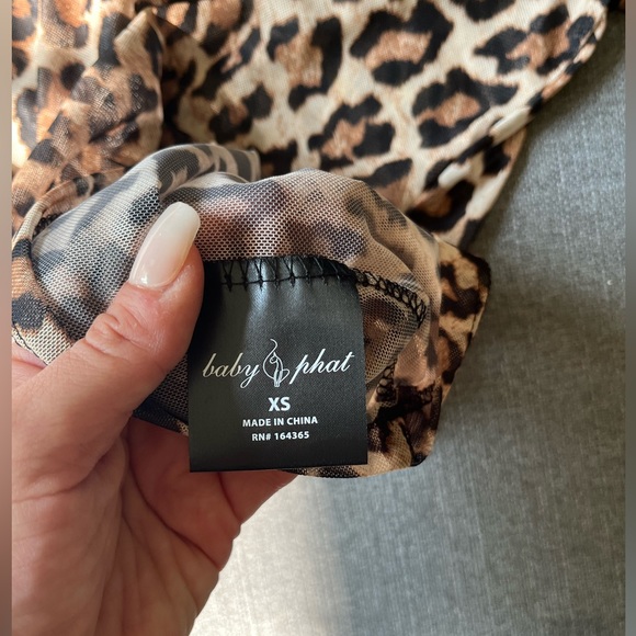 🔥3 Day Price Drop 🔥 Baby phat xs top - Picture 9 of 12